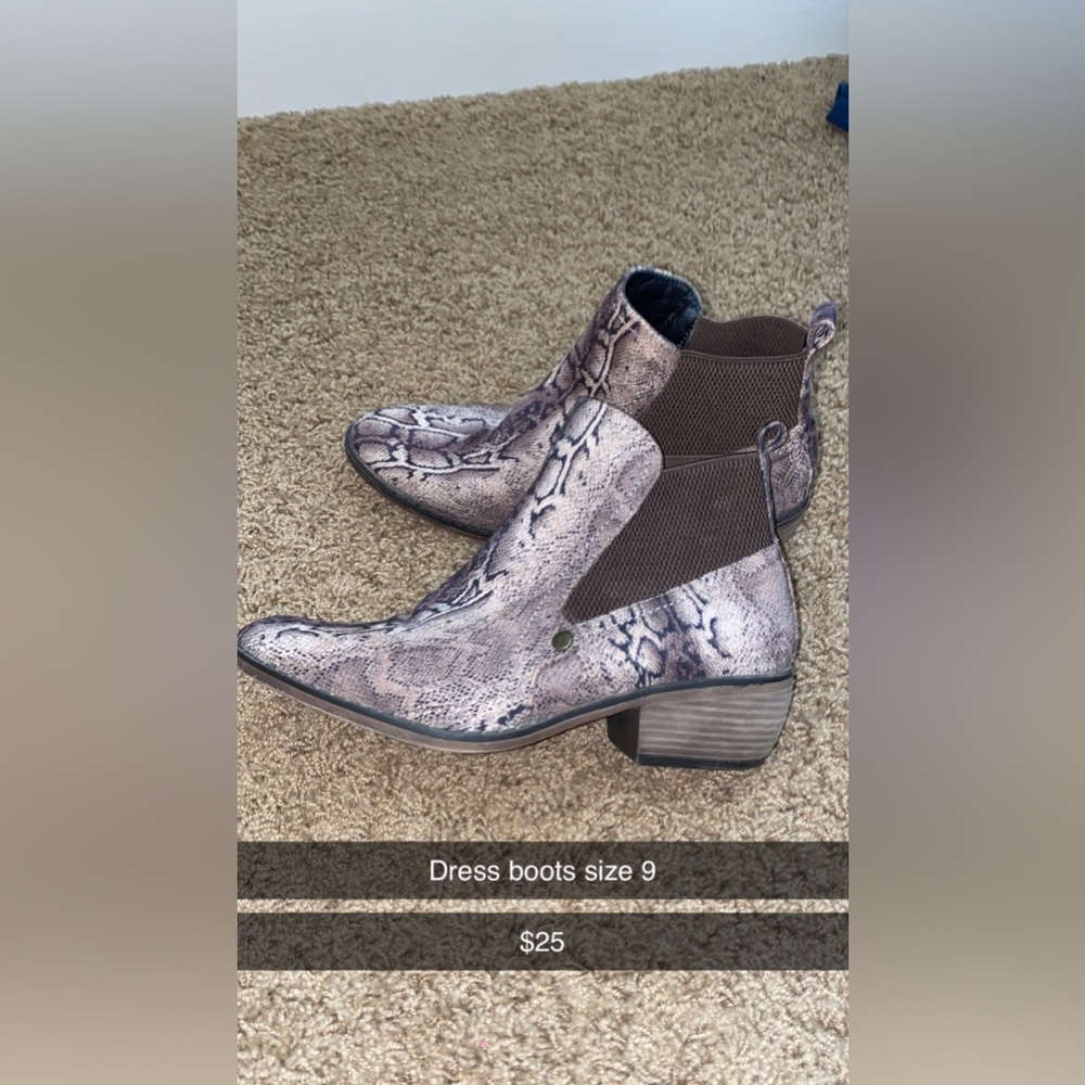 Dress boots